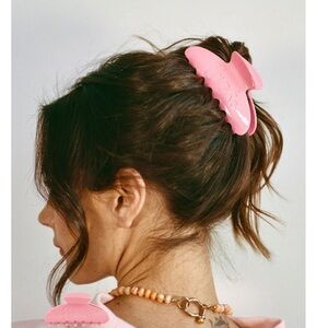Parke Cities Miami Hair Claw Clip Taffy Pink NEW